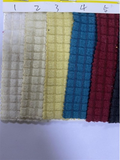 DG-LXF  提花格子搖粒絨  210g/m² 45度照